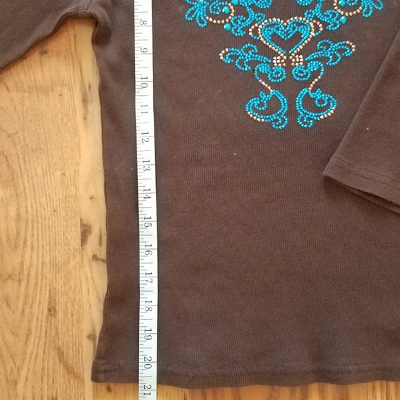 Brown Top with Copper/Turquoise Rhinestones - Picture 7 of 8